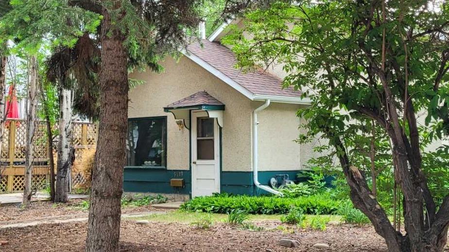 Picture of 5489 51 Avenue , Lacombe Real Estate Listing