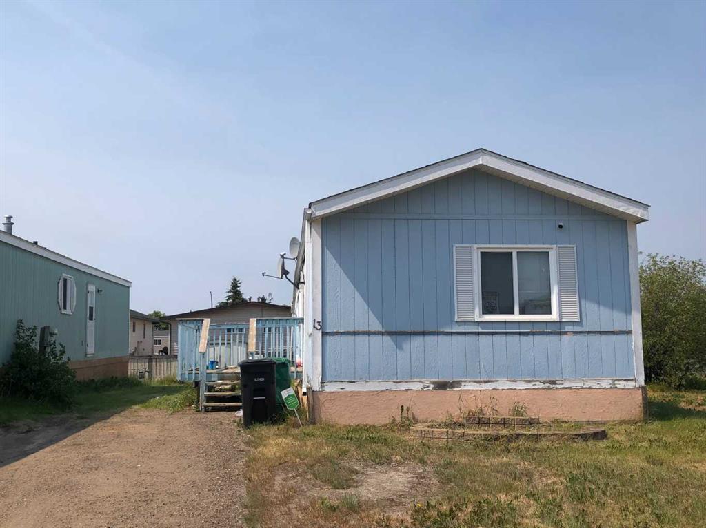 Picture of 13 Deerglen Trailer Park  , High Level Real Estate Listing
