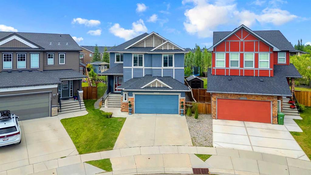 Picture of 2667 Ravenslea Gardens SE, Airdrie Real Estate Listing