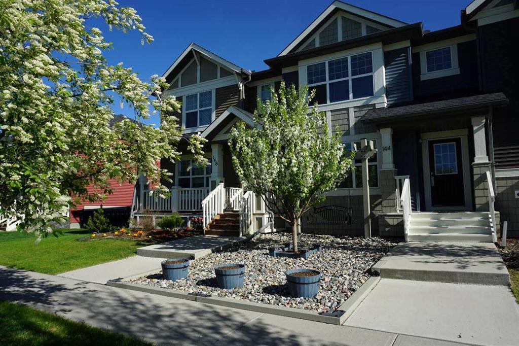 Picture of 144 Sunvalley Road , Cochrane Real Estate Listing