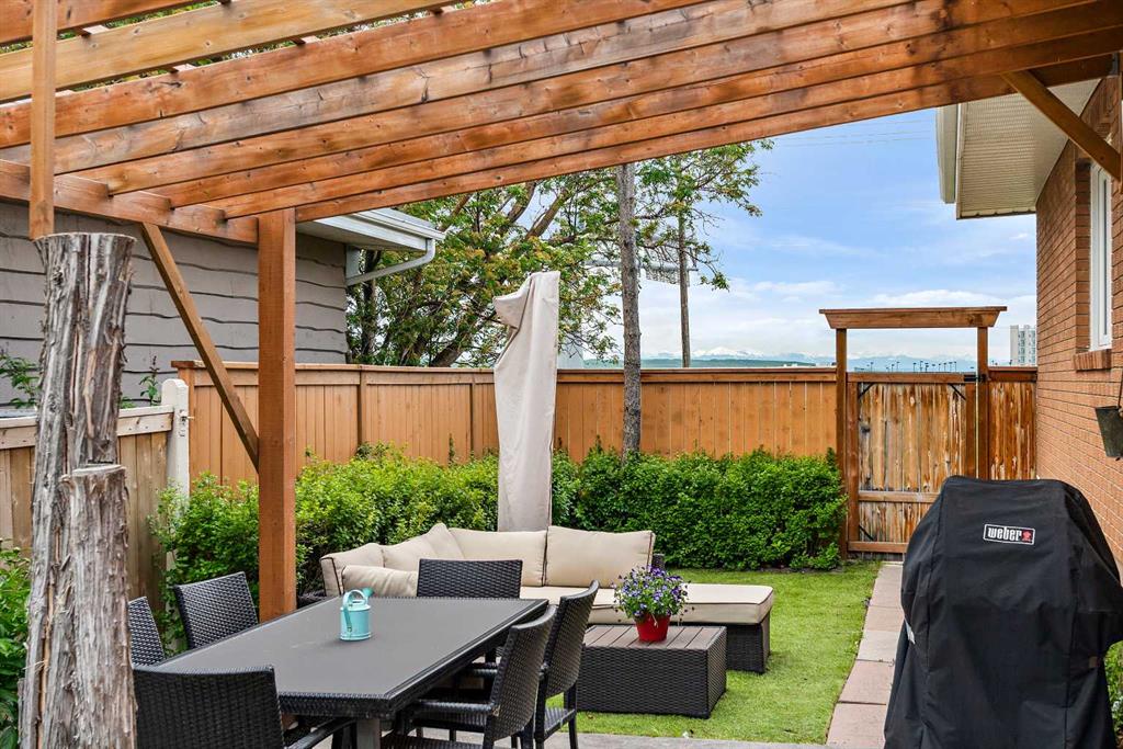 Picture of 5312 37 Street SW, Calgary Real Estate Listing