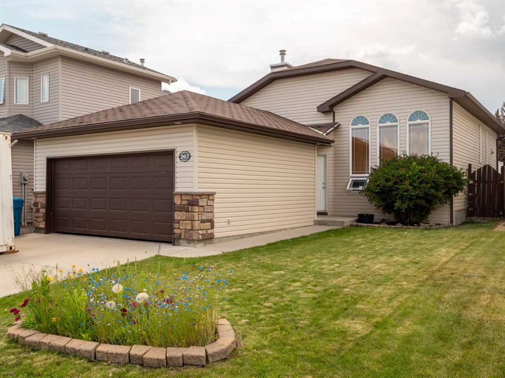 Picture of 267 Squamish Court W, Lethbridge Real Estate Listing