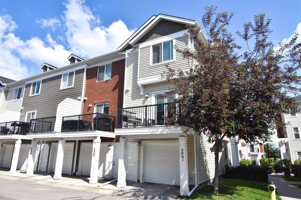 Picture of 227 Silverado Common SW, Calgary Real Estate Listing