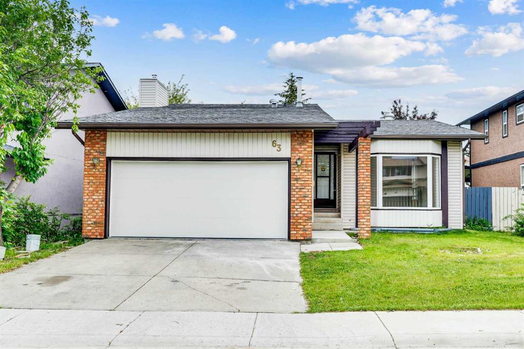 Picture of 63 Castlefall Grove NE, Calgary Real Estate Listing