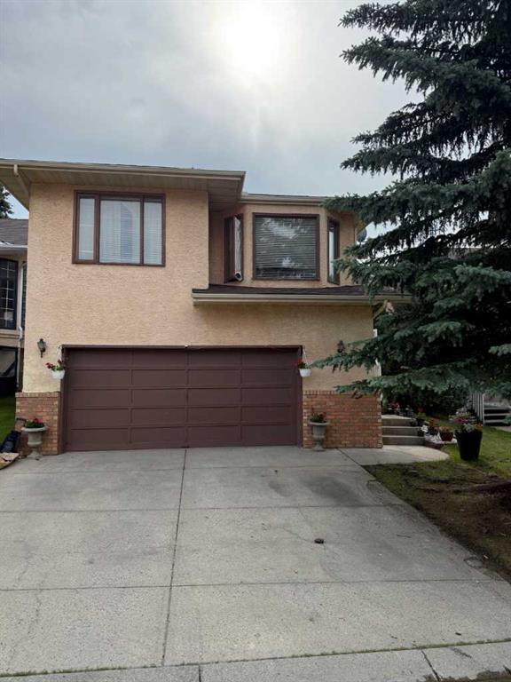 Picture of 75 Deerview Terrace SE, Calgary Real Estate Listing