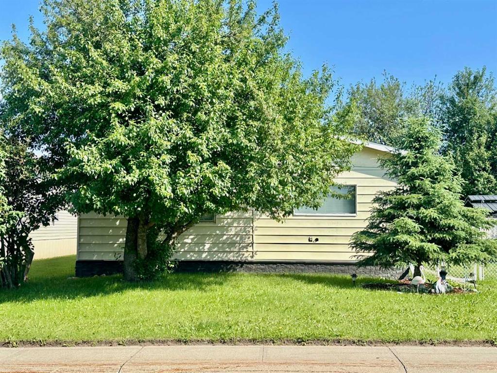 Picture of 22 Auttreaux Drive , Whitecourt Real Estate Listing