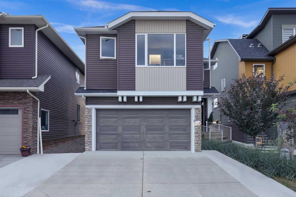 Picture of 37 Savanna Grove NE, Calgary Real Estate Listing