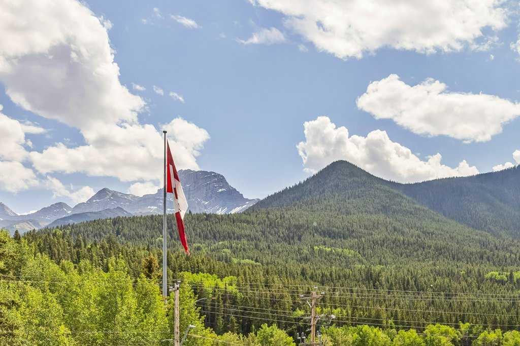 Picture of 2218, 250 2nd Ave  , Dead Man\'s Flats Real Estate Listing