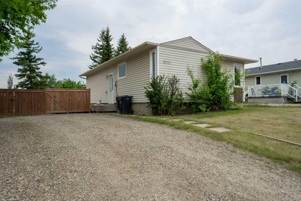 Picture of 8325 101 Avenue , Peace River Real Estate Listing