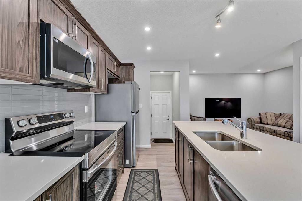 Picture of 10451 Cityscape Drive NE, Calgary Real Estate Listing