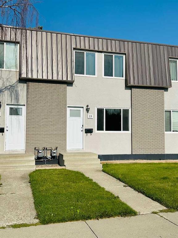 Picture of 19, 3406 20 Avenue S, Lethbridge Real Estate Listing