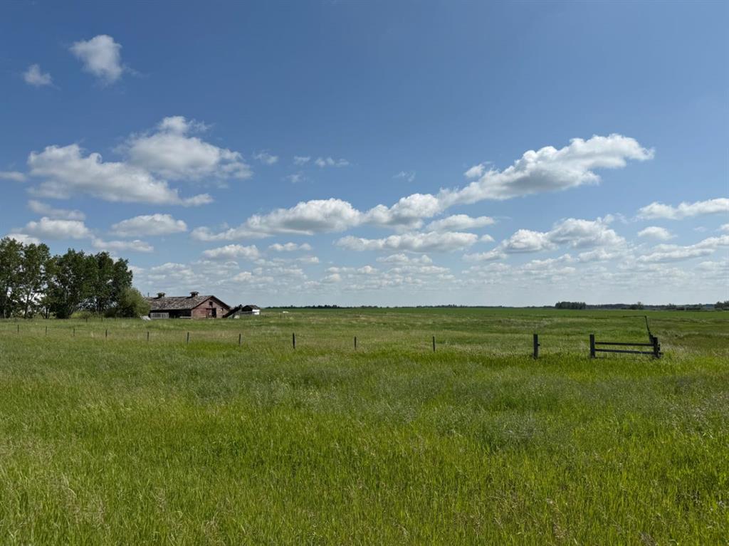 Picture of 504047 Range Road 80  , Rural Vermilion River, County of Real Estate Listing