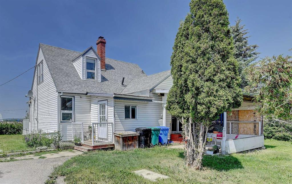 Picture of 1111 7th Avenue , Beaverlodge Real Estate Listing