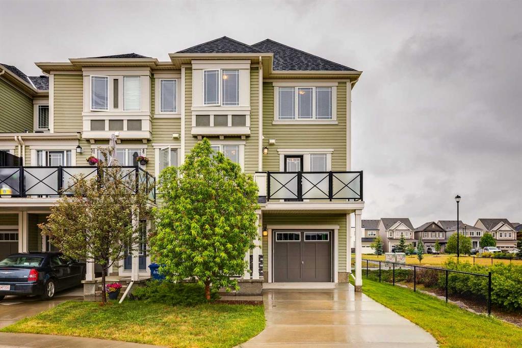 Picture of 333 Windford Green SW, Airdrie Real Estate Listing