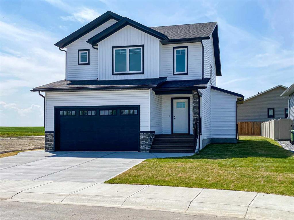 Picture of 4 Williams Avenue , Olds Real Estate Listing