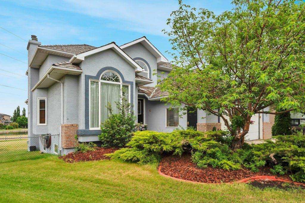 Picture of 517 Lakeside Greens Place , Chestermere Real Estate Listing
