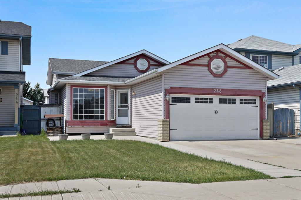 Picture of 248 Applewood Drive SE, Calgary Real Estate Listing