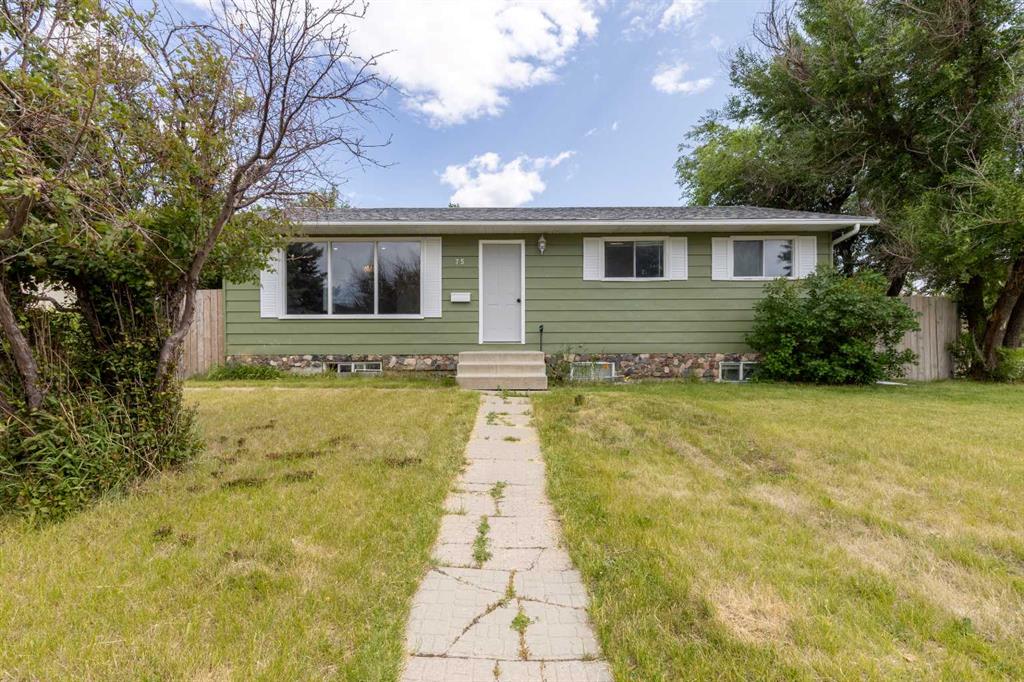 Picture of 75 Pensacola Court W, Lethbridge Real Estate Listing