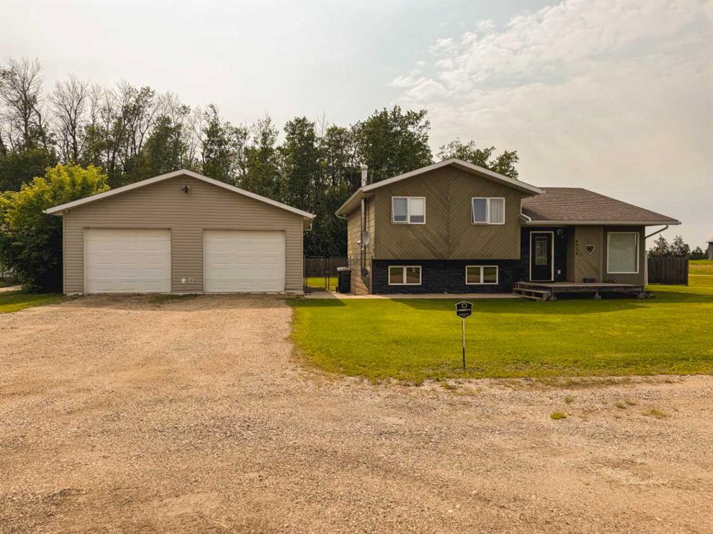 Picture of 4914 52 Street , Eaglesham Real Estate Listing
