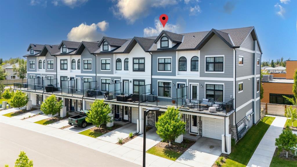 Picture of 123 Les Jardins Park SE, Calgary Real Estate Listing