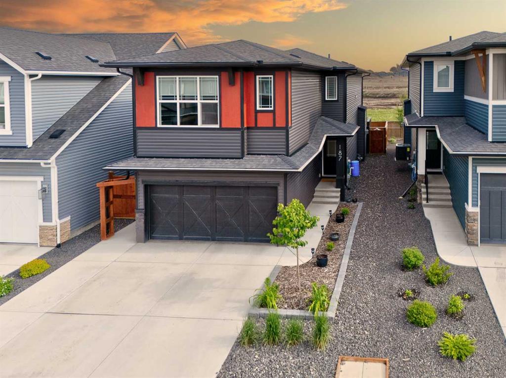 Picture of 187 Willow Place , Cochrane Real Estate Listing