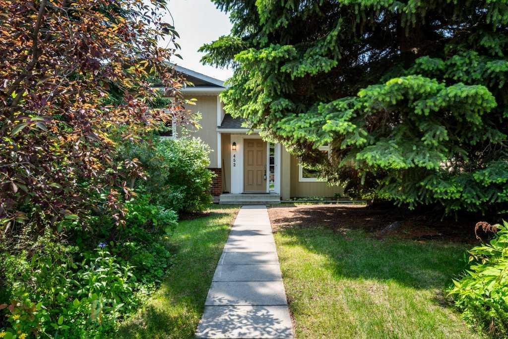 Picture of 452 Parkridge Rise SE, Calgary Real Estate Listing