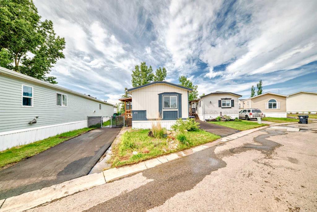 Picture of 496, 1101 84 Street NE, Calgary Real Estate Listing