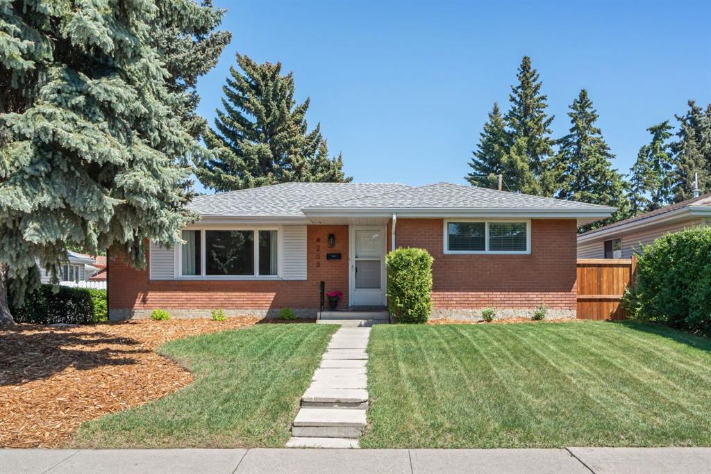 Picture of 4208 Voyageur Drive NW, Calgary Real Estate Listing