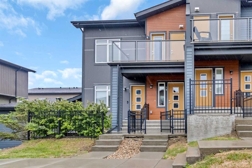 Picture of 19 Sage Bluff Circle NW, Calgary Real Estate Listing