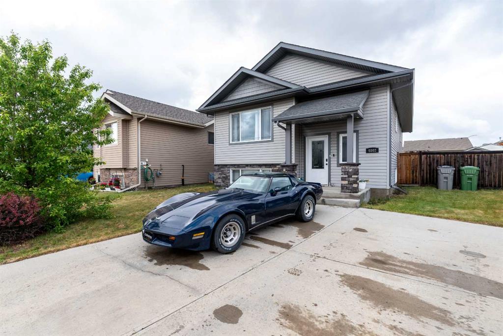Picture of 4802 16 Street , Lloydminster Real Estate Listing