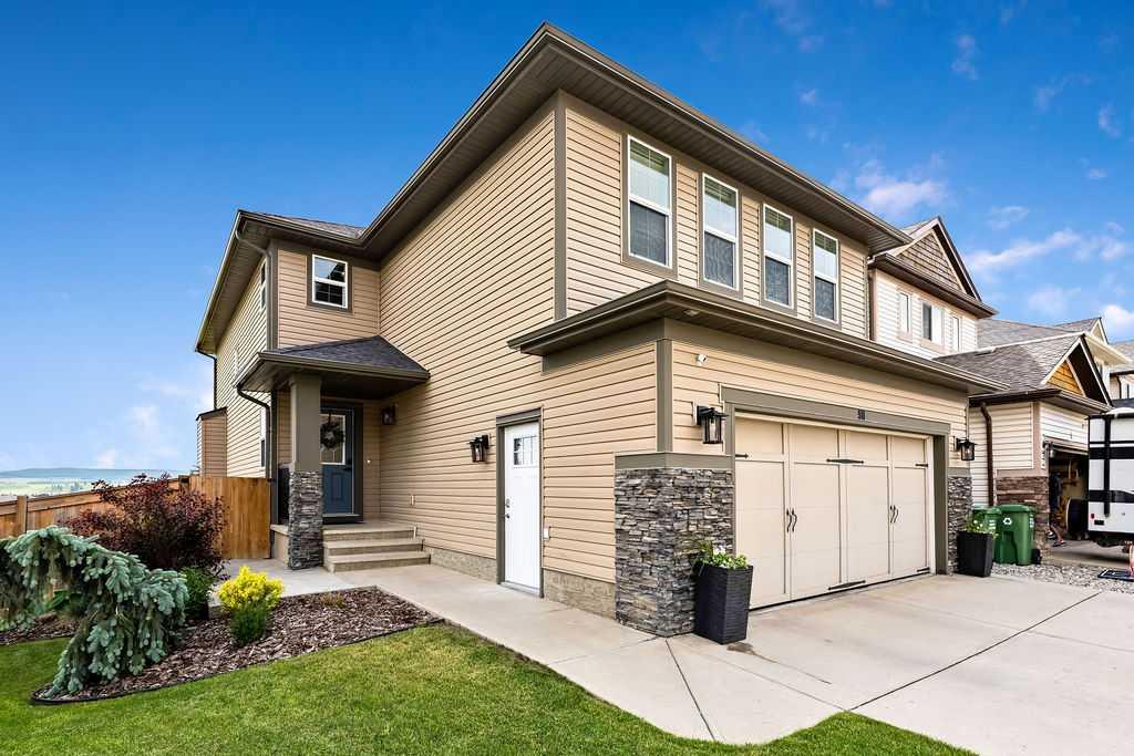 Picture of 98 Heritage Landing , Cochrane Real Estate Listing