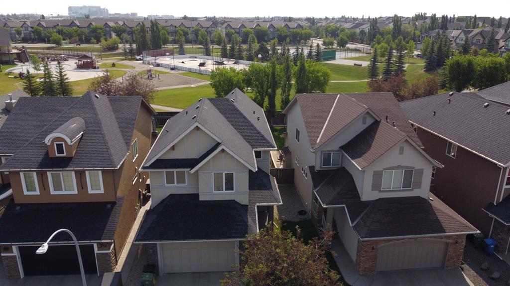 Picture of 35 Cranarch Circle SE, Calgary Real Estate Listing