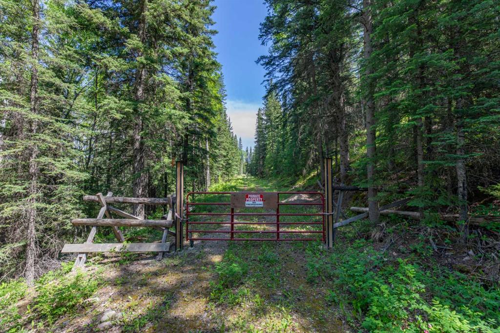 Picture of 5-24-52-4 SE  , Rural Yellowhead County Real Estate Listing