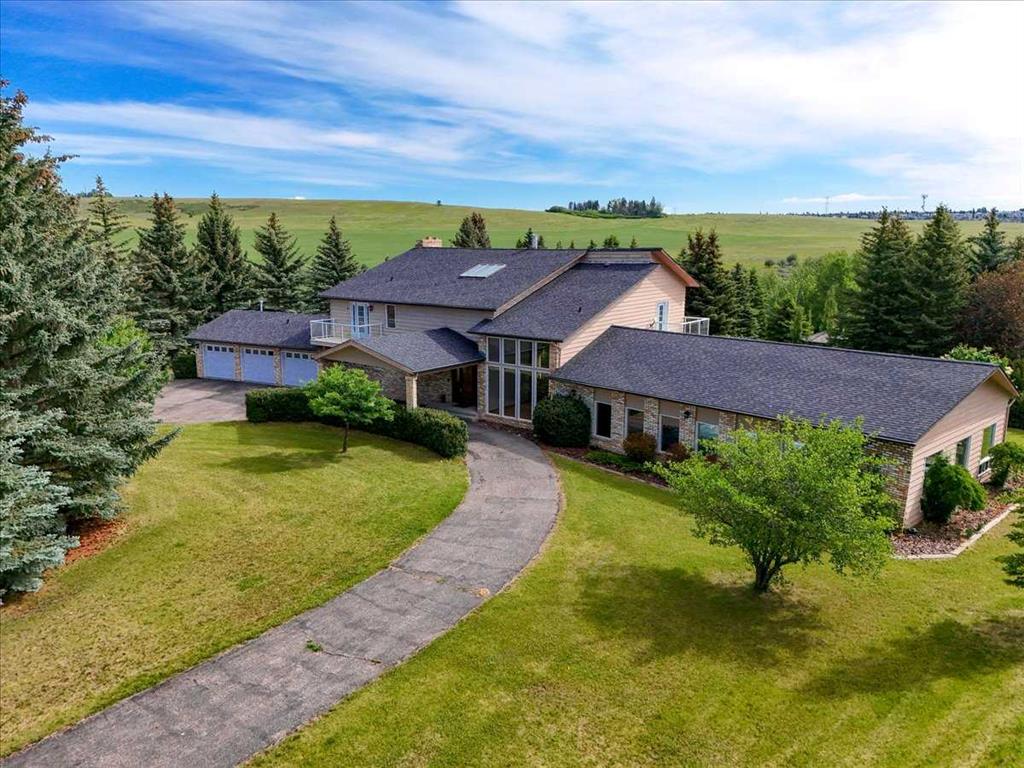Picture of 157 Blueridge Rise , Rural Rocky View County Real Estate Listing