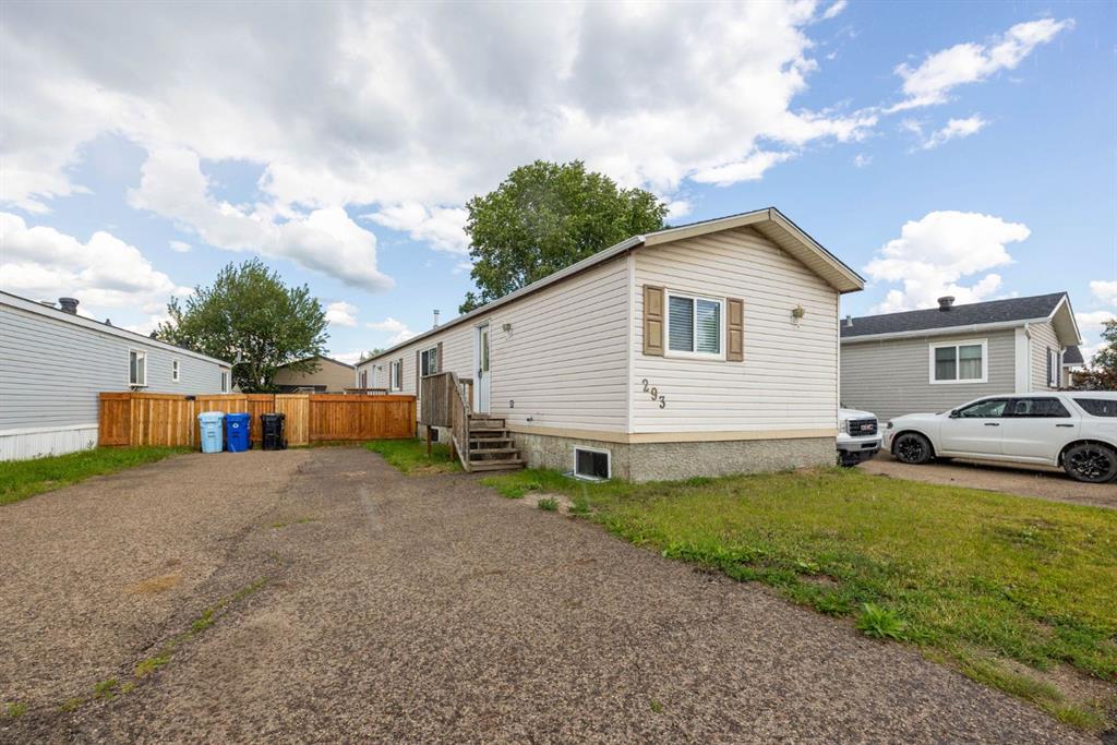 Picture of 293 Grenfell Crescent , Fort McMurray Real Estate Listing