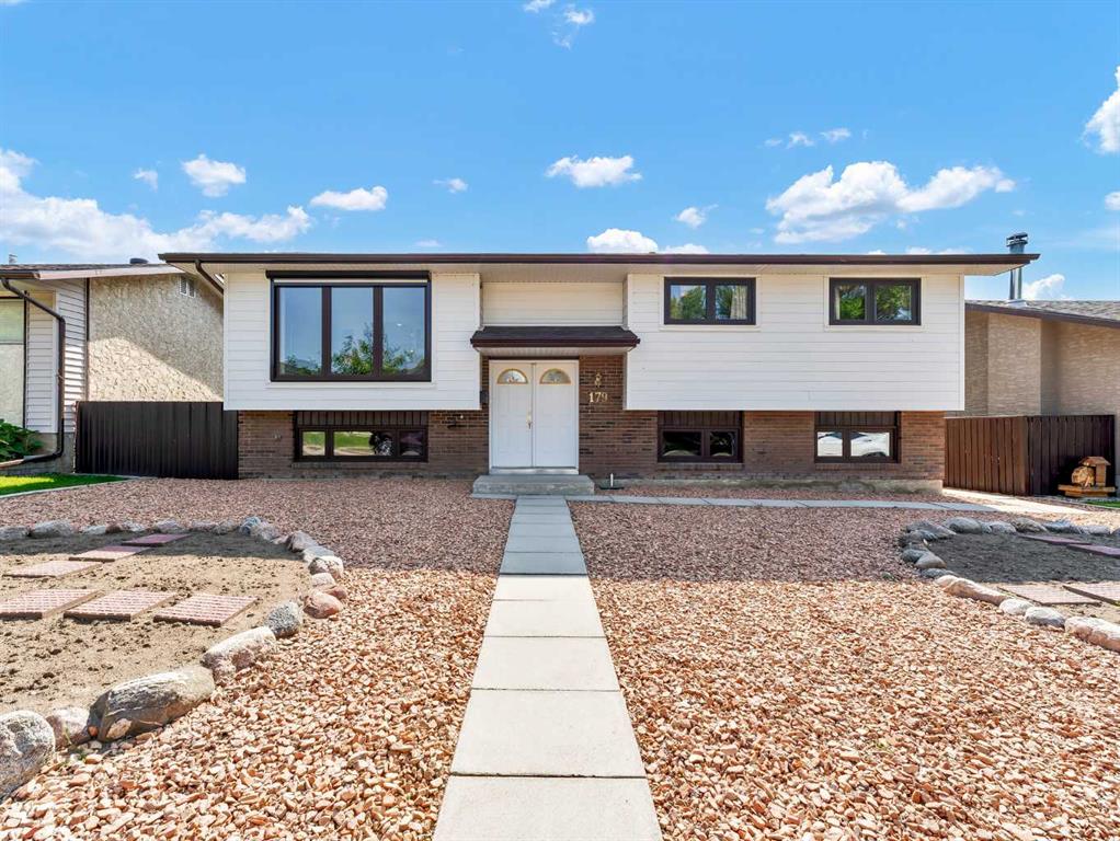 Picture of 2179 8 Avenue NE, Medicine Hat Real Estate Listing