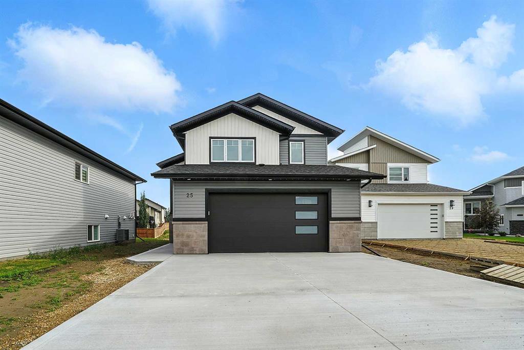 Picture of 25 Murphy Close , Blackfalds Real Estate Listing