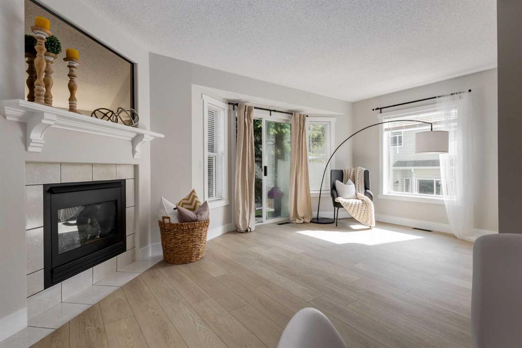Picture of 16 Millrise Green SW, Calgary Real Estate Listing
