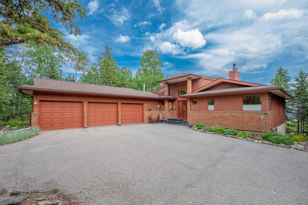Picture of 111 Sunrise Way , Priddis Greens Real Estate Listing