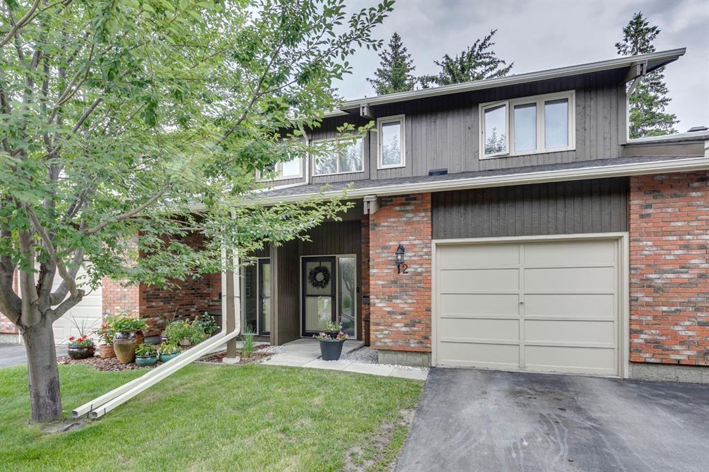 Picture of 12, 10001 Brookpark Boulevard SW, Calgary Real Estate Listing