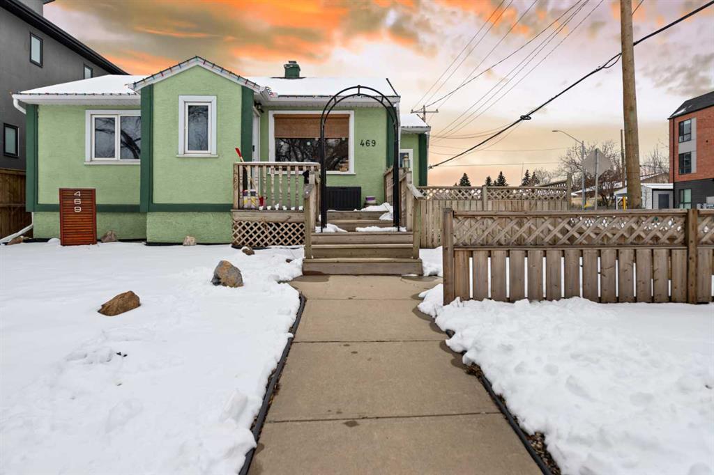 Picture of 2214 4 Street NW, Calgary Real Estate Listing