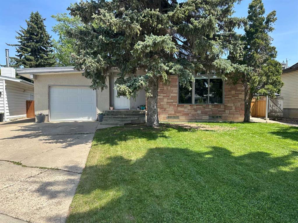 Picture of 5211 51 Street , Taber Real Estate Listing