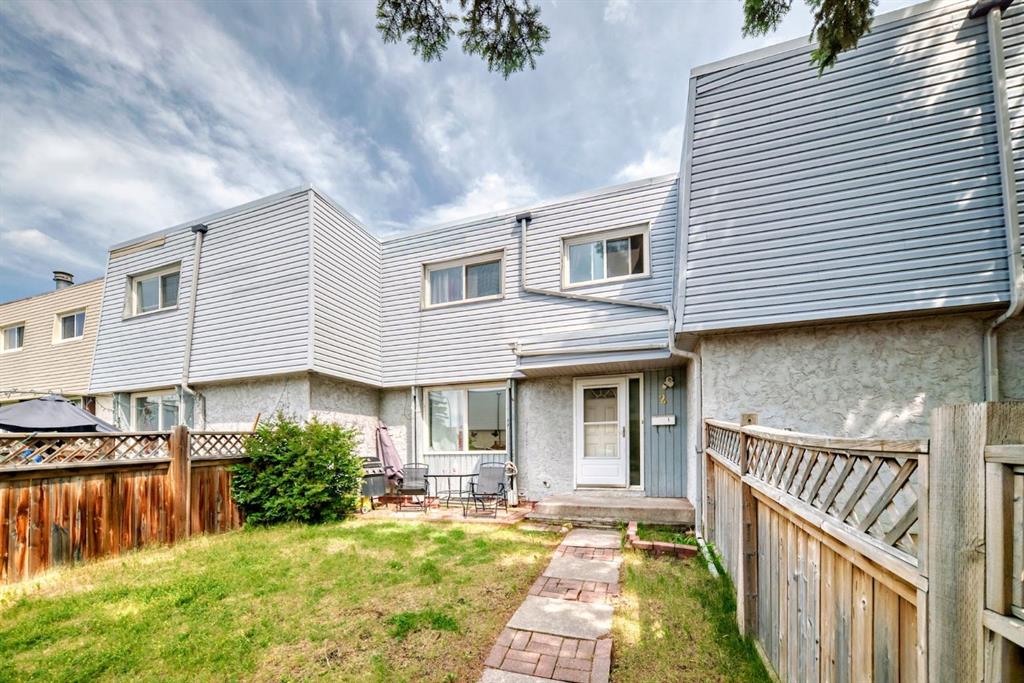Picture of 2, 6408 4A Street NE, Calgary Real Estate Listing