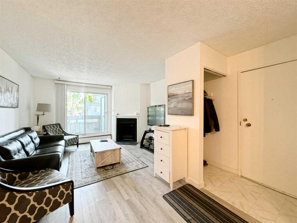 Picture of 7211, 315 Southampton Drive SW, Calgary Real Estate Listing