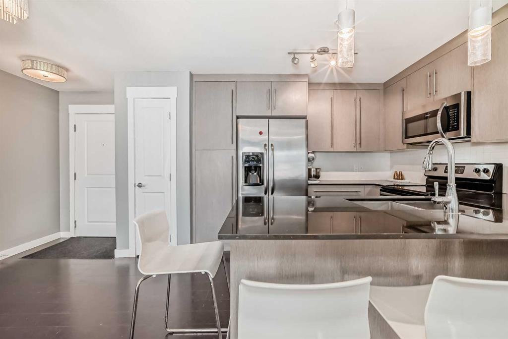 Picture of 1113, 11 Mahogany Row SE, Calgary Real Estate Listing
