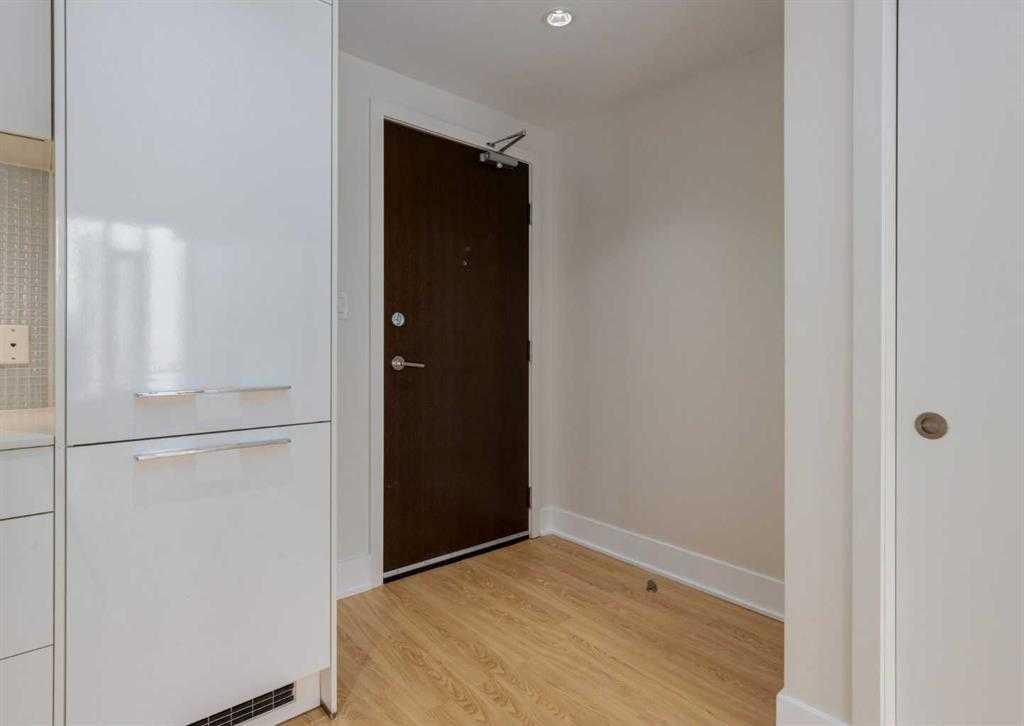 Picture of 1205, 901 10 Avenue SW, Calgary Real Estate Listing