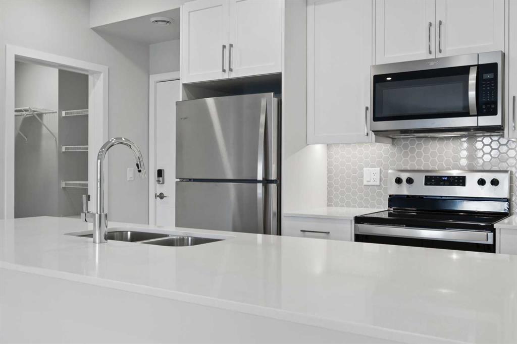 Picture of 310, 255 Les Jardins Park SE, Calgary Real Estate Listing