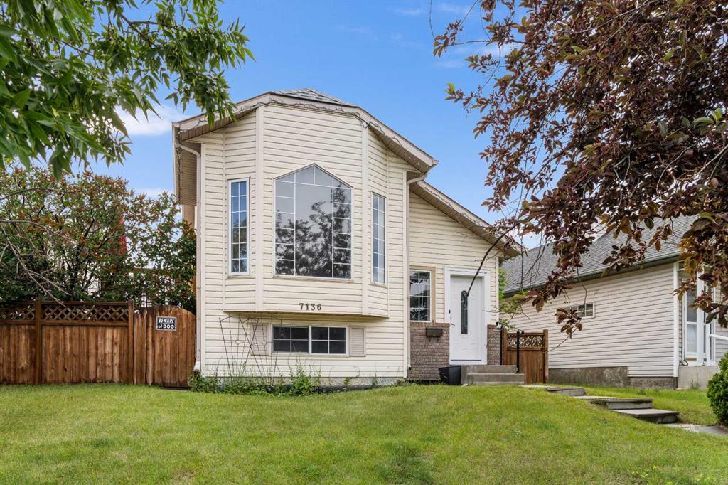 Picture of 7136 Laguna Way NE, Calgary Real Estate Listing