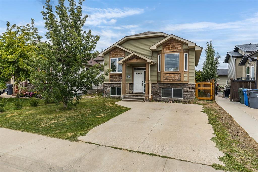 Picture of 141 Somerset Road SE, Medicine Hat Real Estate Listing