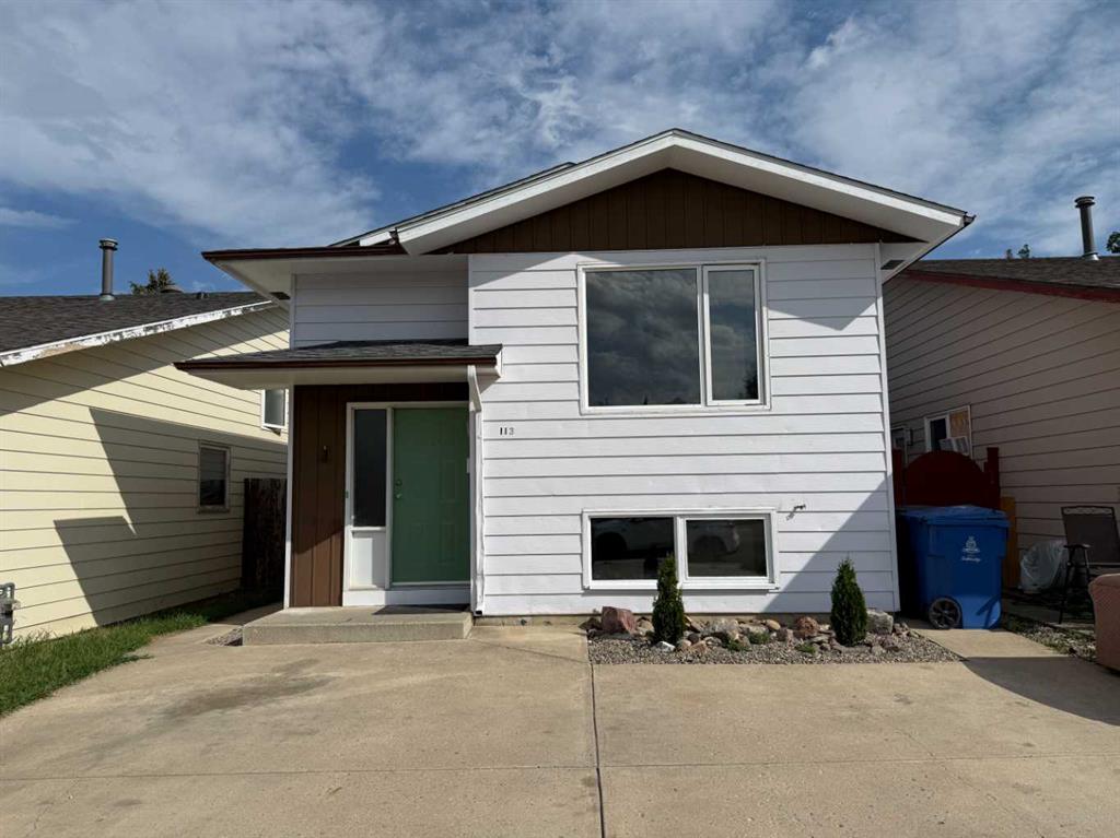 Picture of 113 Cayuga Crescent W, Lethbridge Real Estate Listing